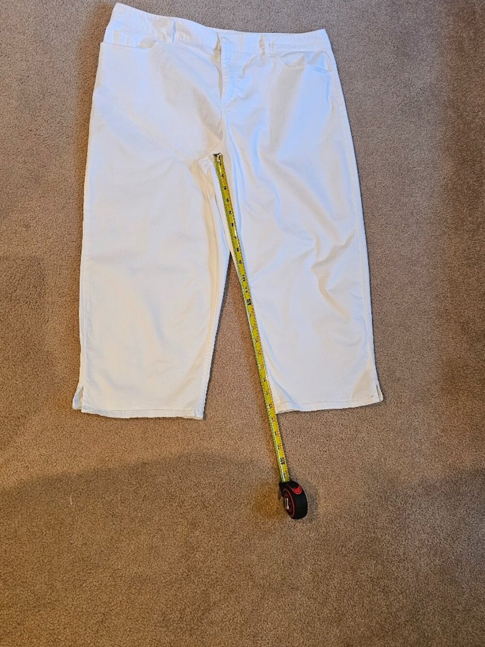 Womens Coldwater Creek White Capris Size 16